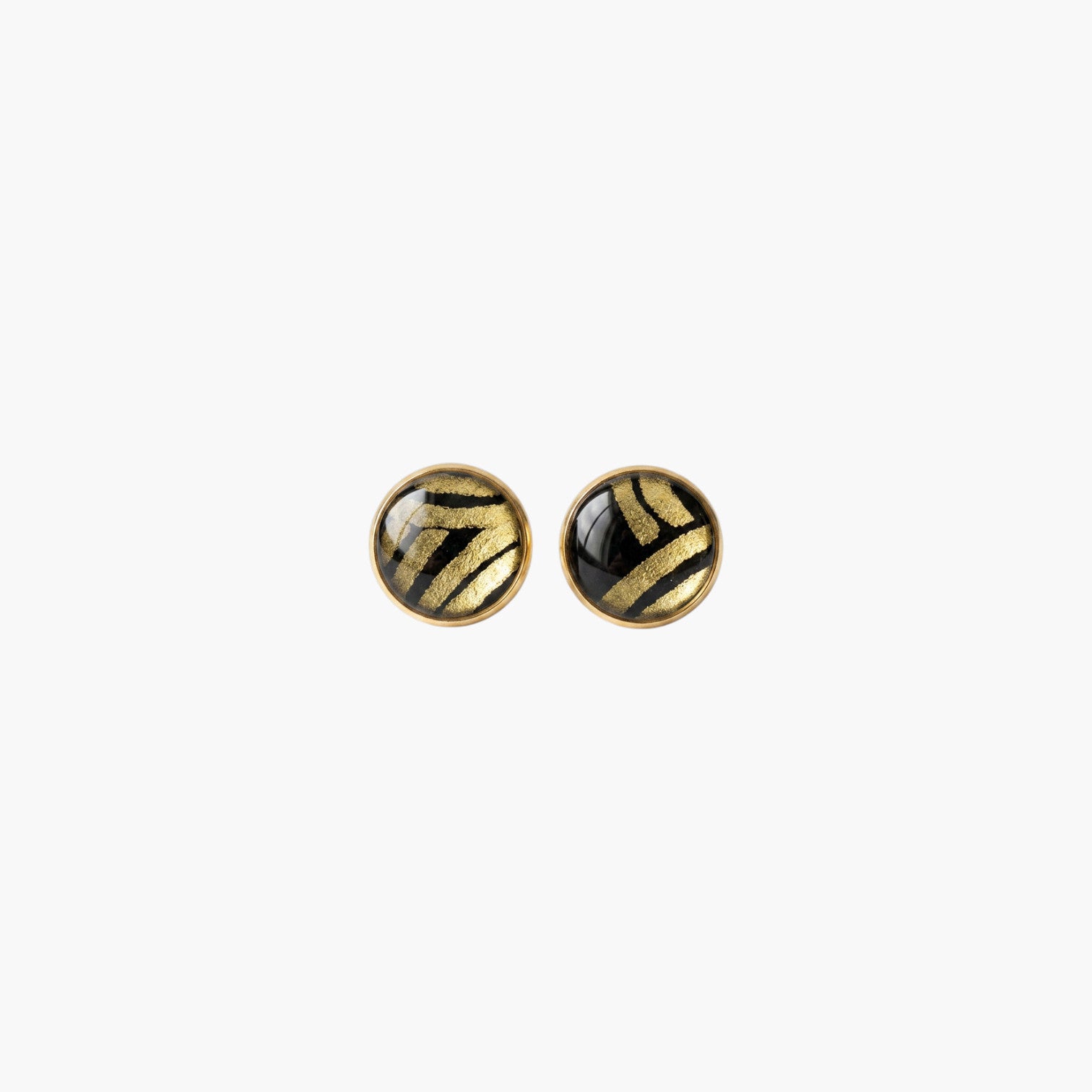 Boucles d'oreilles puces Māmūlī · lokta noir & doré