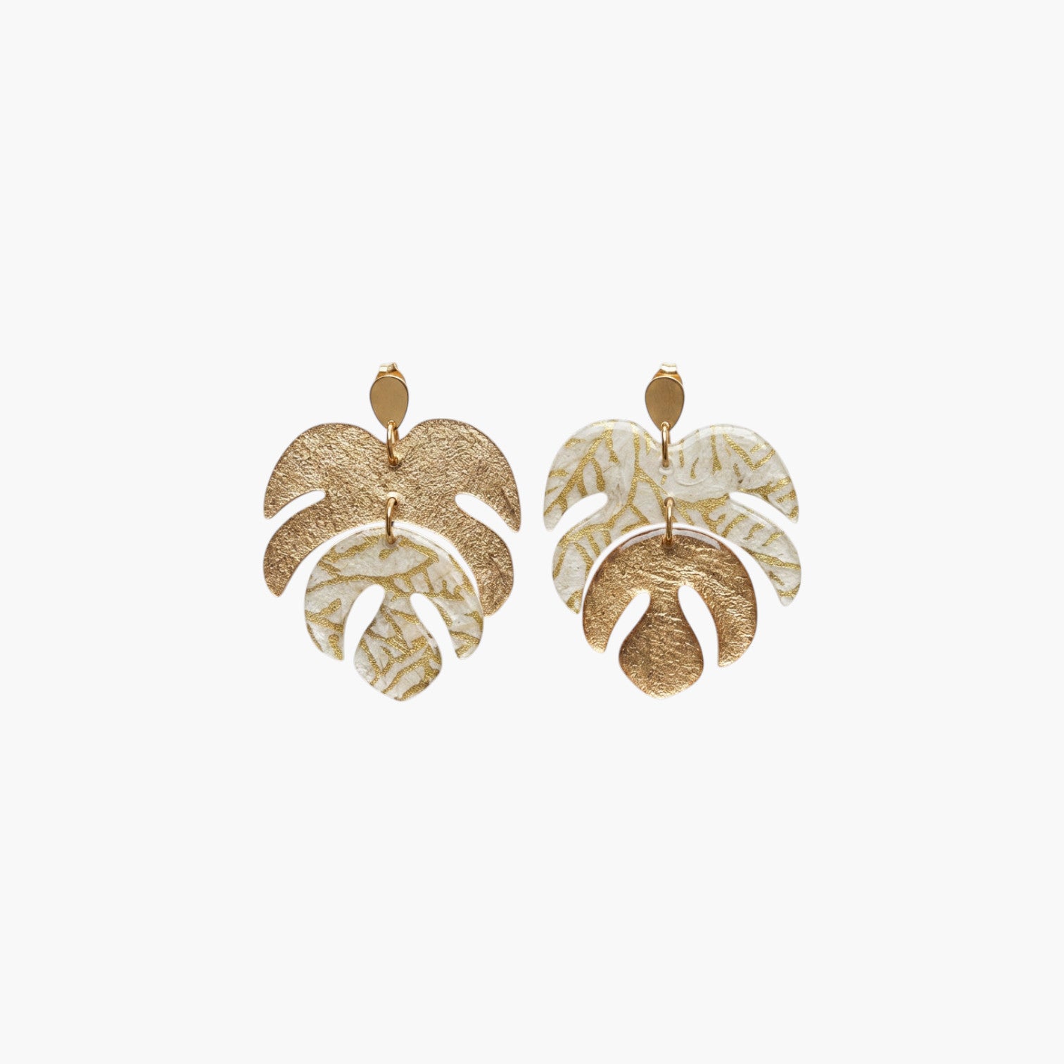Boucles d'oreilles  Monstera lokta feuilles dorées & beige