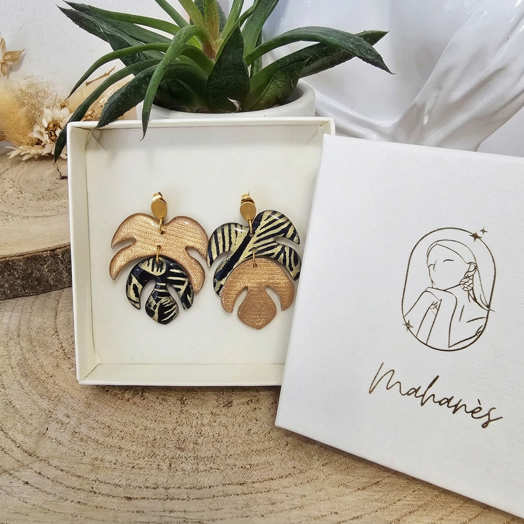 Boucles d'oreilles botaniques fait main Monstera — papier lokta bleu vert & doré