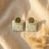 boucles oreilles pendantes fait main carré papier indien beige bleu vert