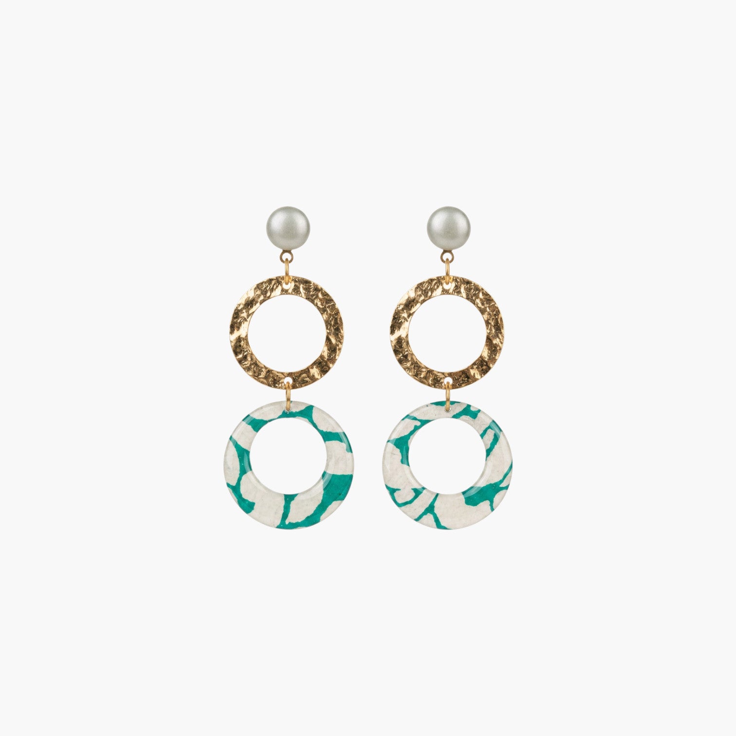 Boucles d'oreilles doubles cercles Nāca — papier lokta vert et blanc