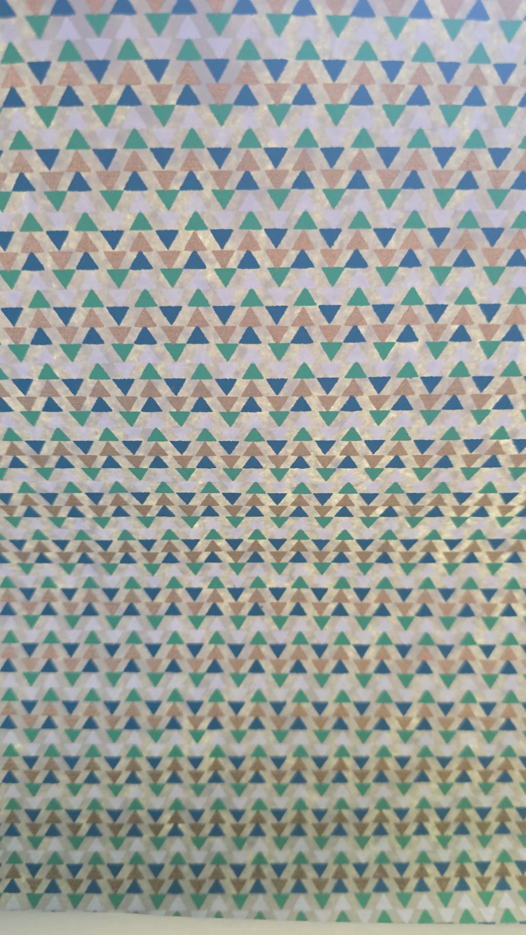 Boucles d'oreilles Trikōṇa – Papier Indien résiné Triangles Bleu, Vert et Doré