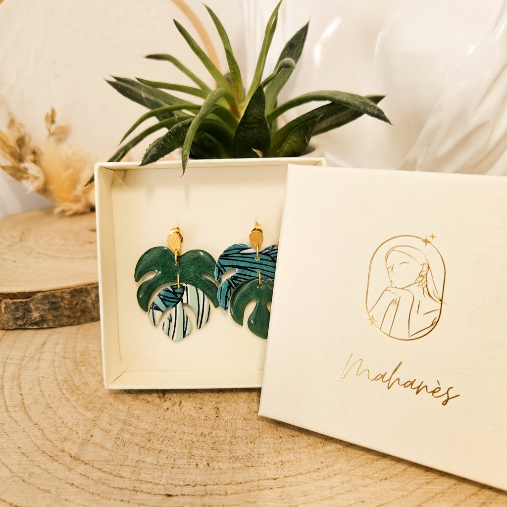 Boucles d'oreilles  Monstera papier indien verts & bleus